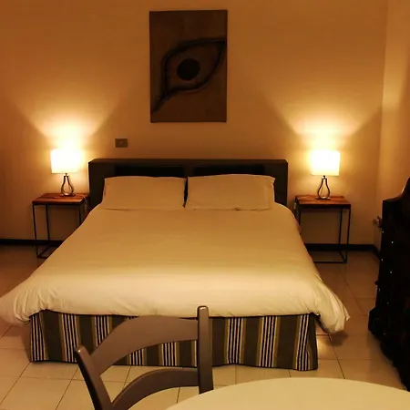 Monolocale Sant'omobono Apartment Cremona